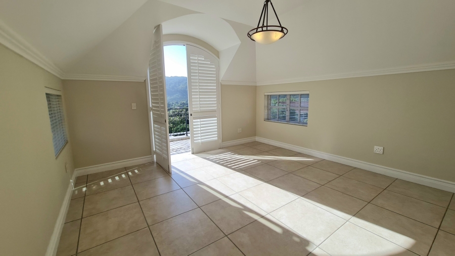 5 Bedroom Property for Sale in The Village Western Cape